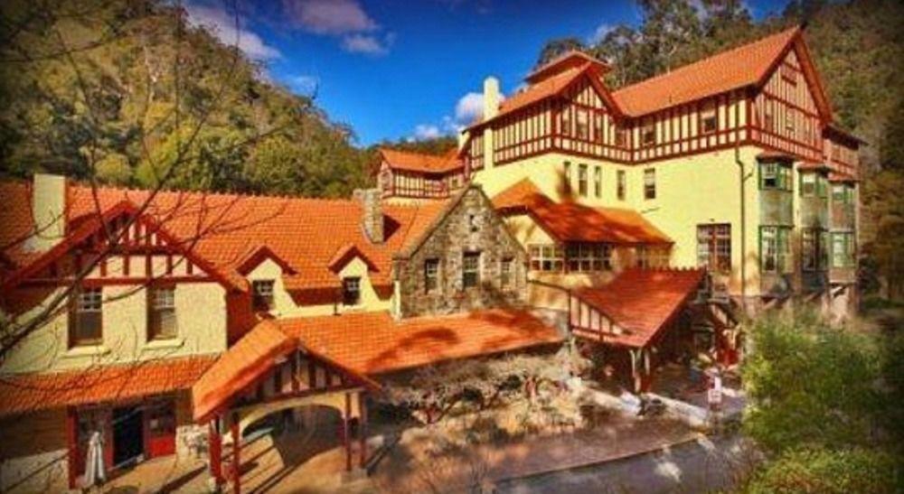 Hotel Jenolan Caves House Exterior foto